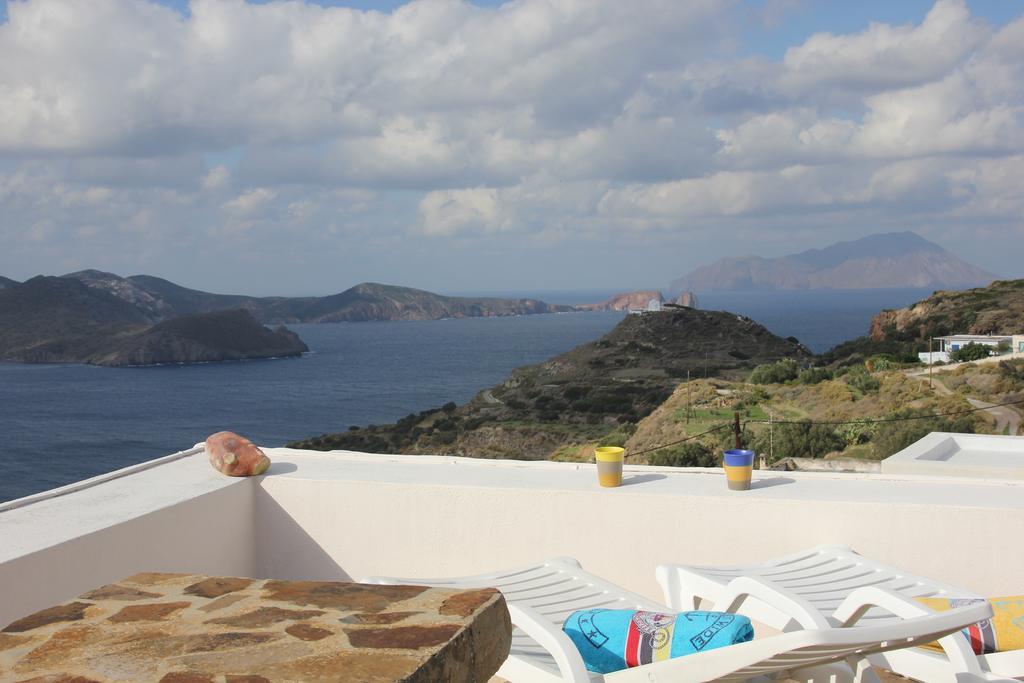 Efi'S Apartments Plaka  Eksteriør bilde
